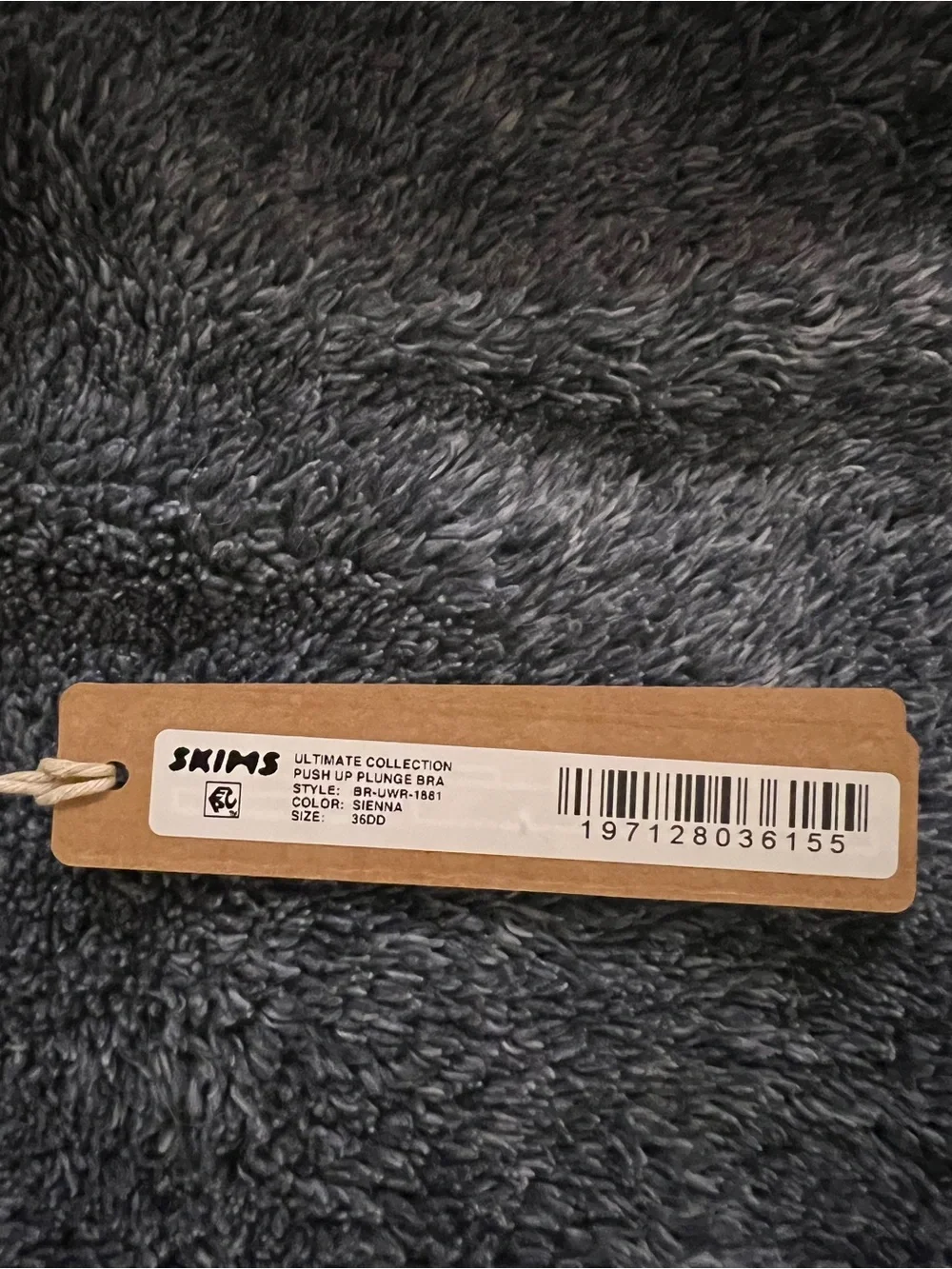 Skims Ultimate Teardrop Push Up Plunge Bra in Sienna 36DD - Picture 8 of 9